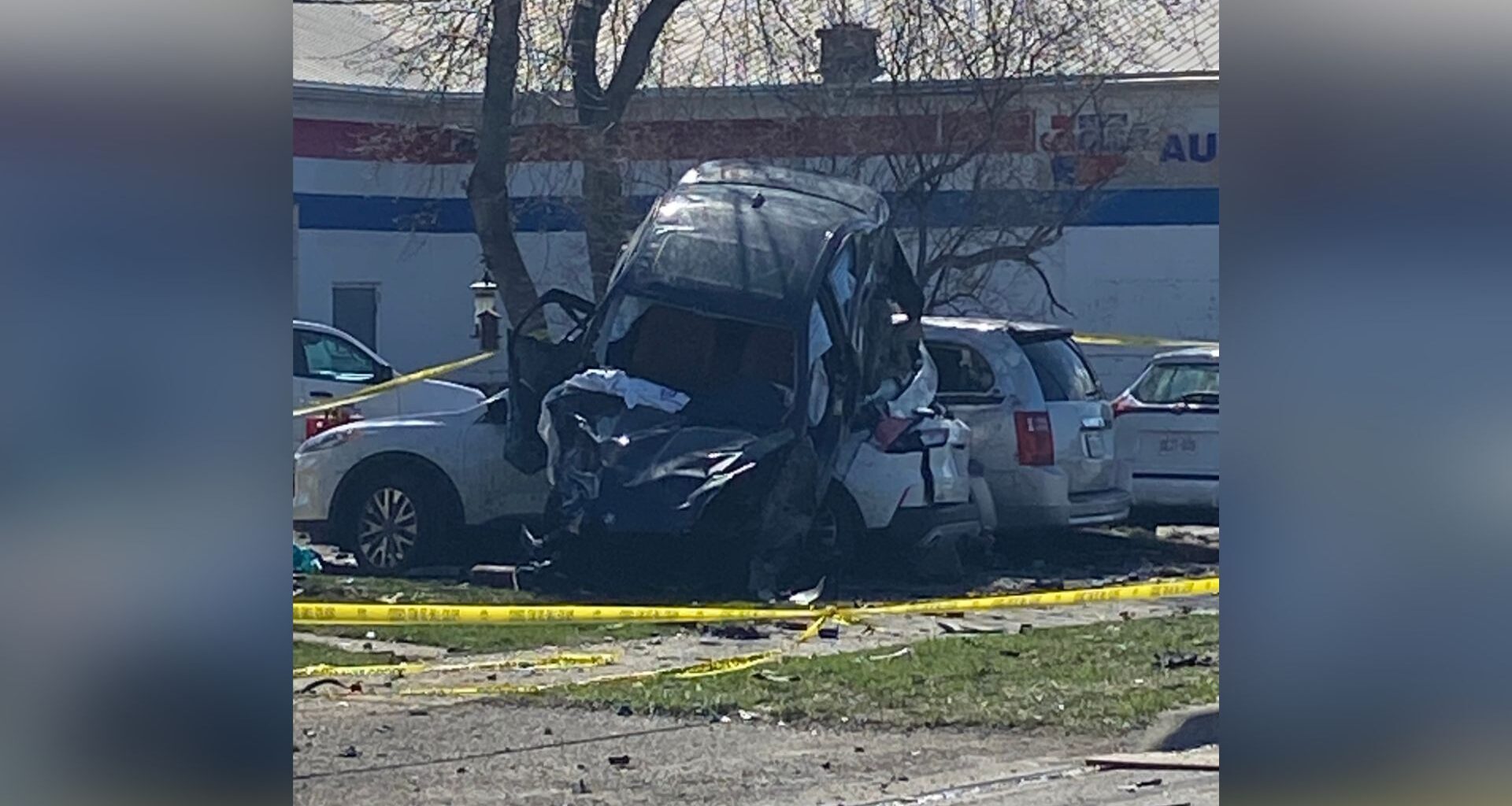 Police chase ends with car crash in Kawartha Lakes, 2 injured