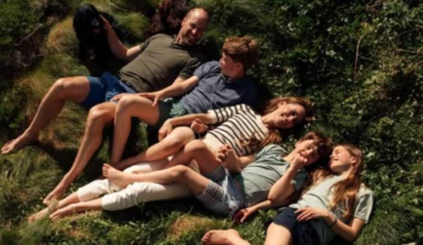 William and Kate share new family photo on 15th wedding anniversary - National