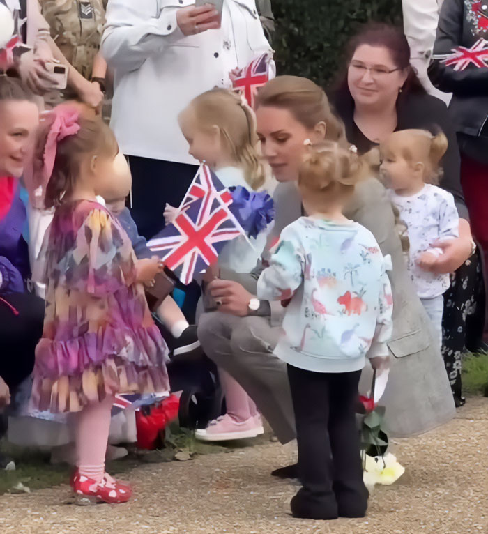 "Why Is This Being Allowed?" Meghan Markle's Behavior On Australian Tour Sparks Backlash