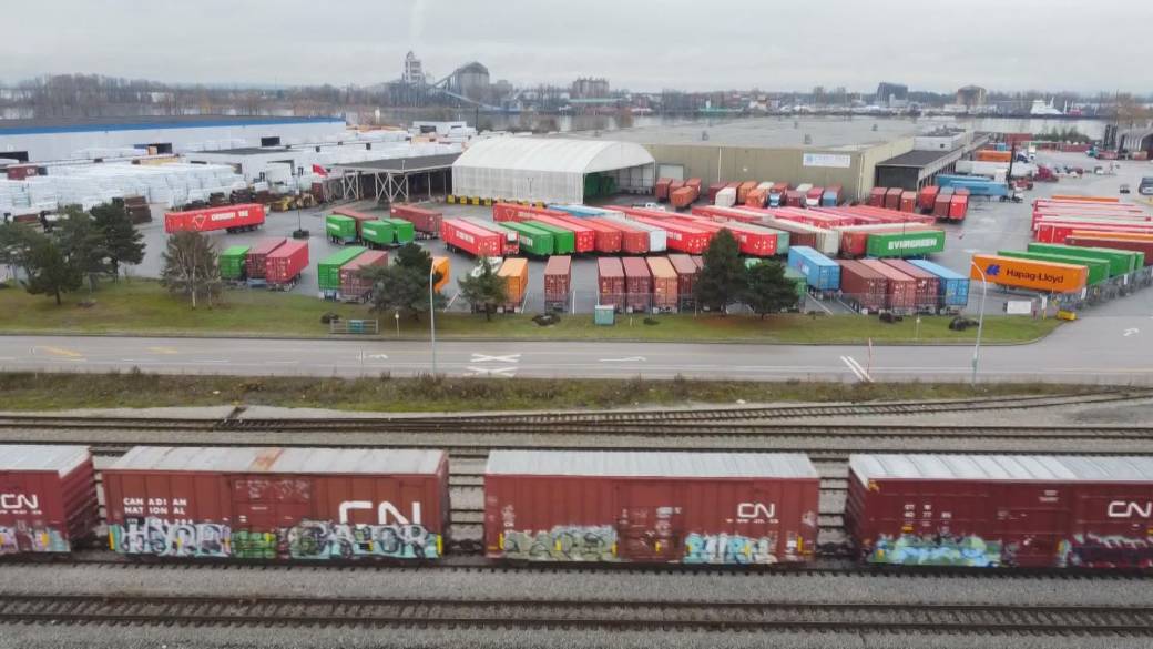 Click to play video: 'Proposed class action lawsuit filed over Cowichan land dispute'