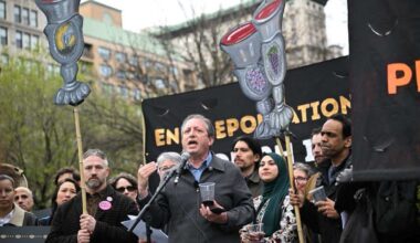 Brad Lander, looking to topple Rep. Dan Goldman, calls to end Israel defense aid