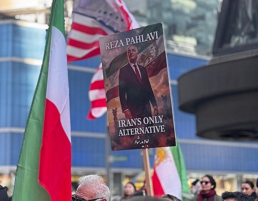 The Blogs: Witnessing History: What I Learned Standing with NYC’s Iranian Diaspora | Ezra Greenspan