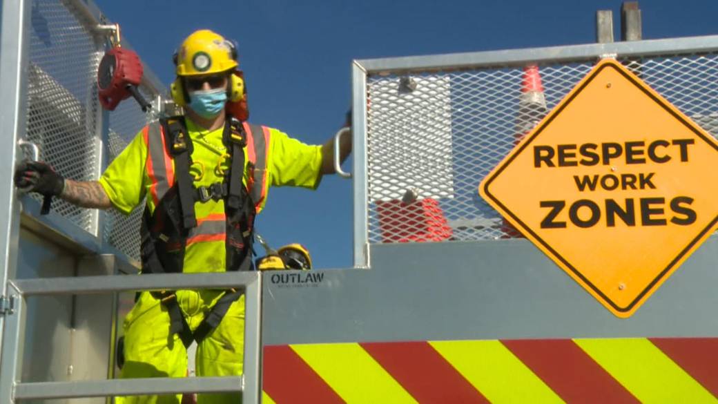 Click to play video: 'Service Hospitality educating youth on workplace safety'