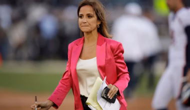 Prominent NFL reporter resigns amid probe into relationship with Patriots coach - The Washington Post