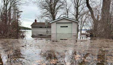 Nearly 500 buildings affected by flood waters in Gatineau, Que. as Ottawa River levels begin to stabilize - CTV News