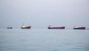 Trump orders U.S. military to ‘shoot and kill’ Iranian small boats choking Strait of Hormuz - CTV News
