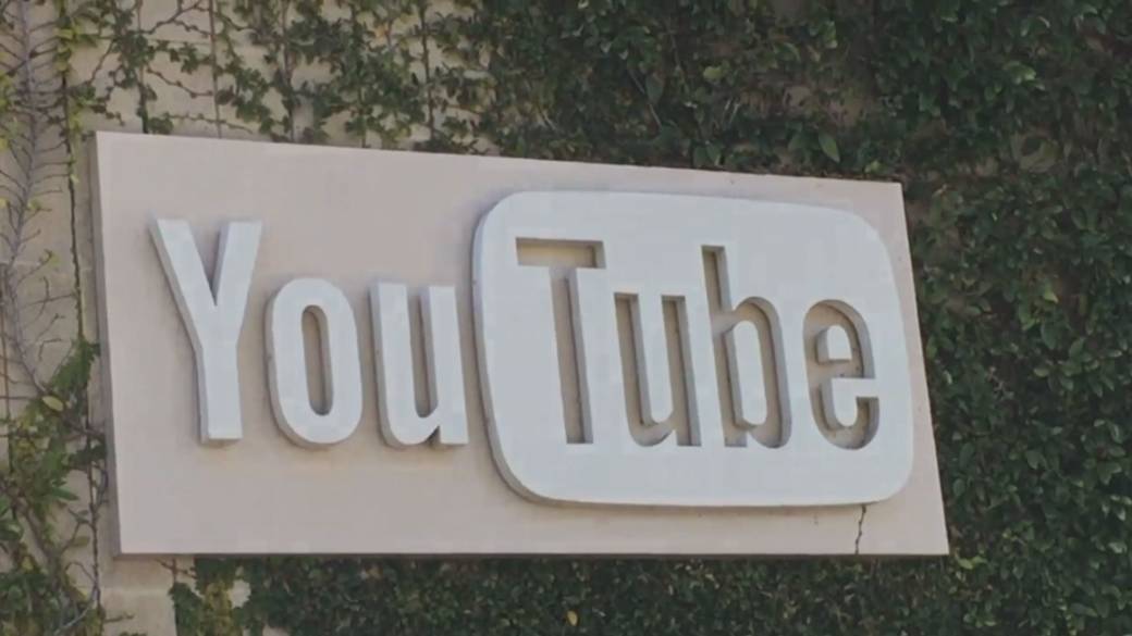 Click to play video: 'YouTube launches new parental controls in Canada for shorts'