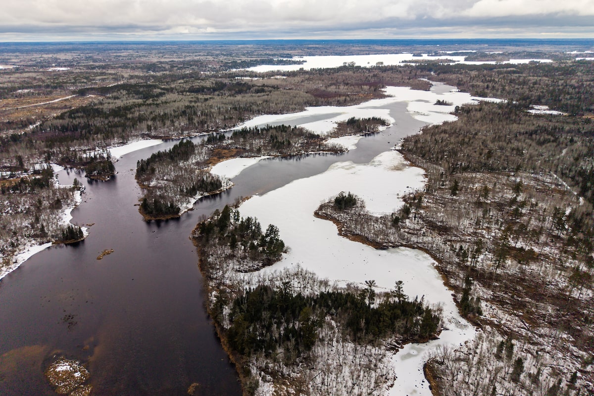 U.S. allows mining near Minnesota wilderness area, with waters flowing into Canada
