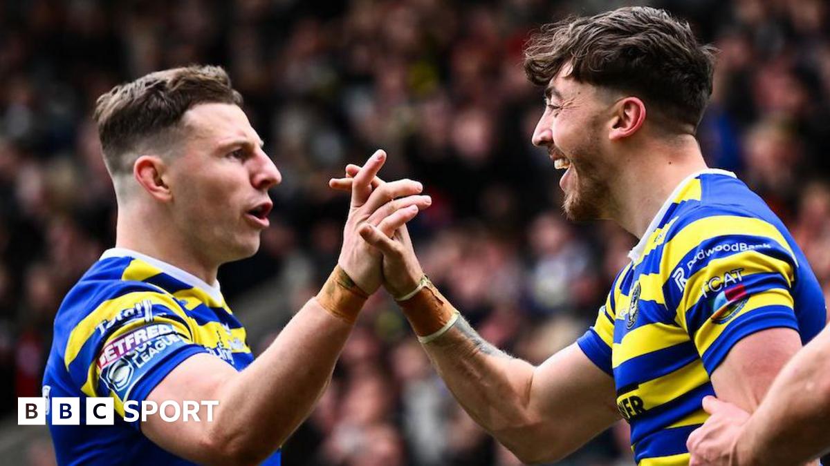 Matty Ashton of Warrington celebrating his try