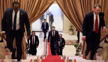 Iran-US peace talks extended for another day