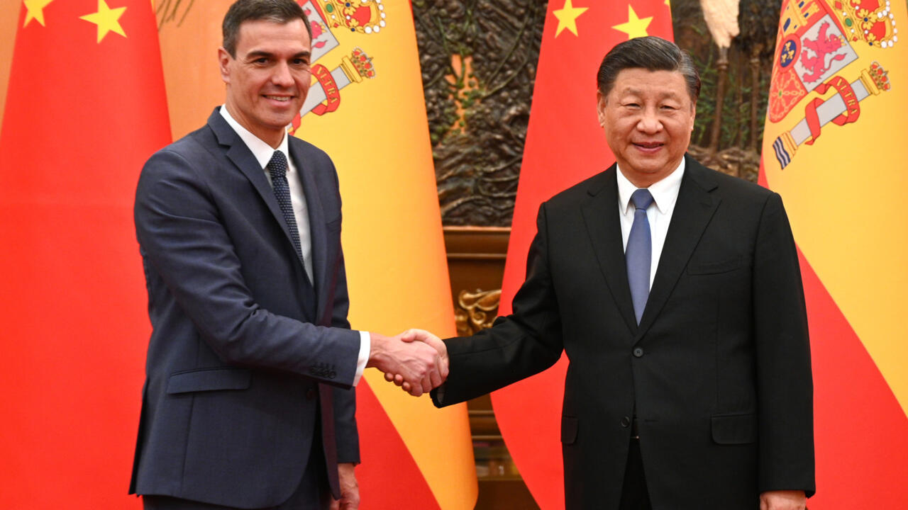 Spain's Sanchez calls China trade imbalance with EU 'unsustainable'