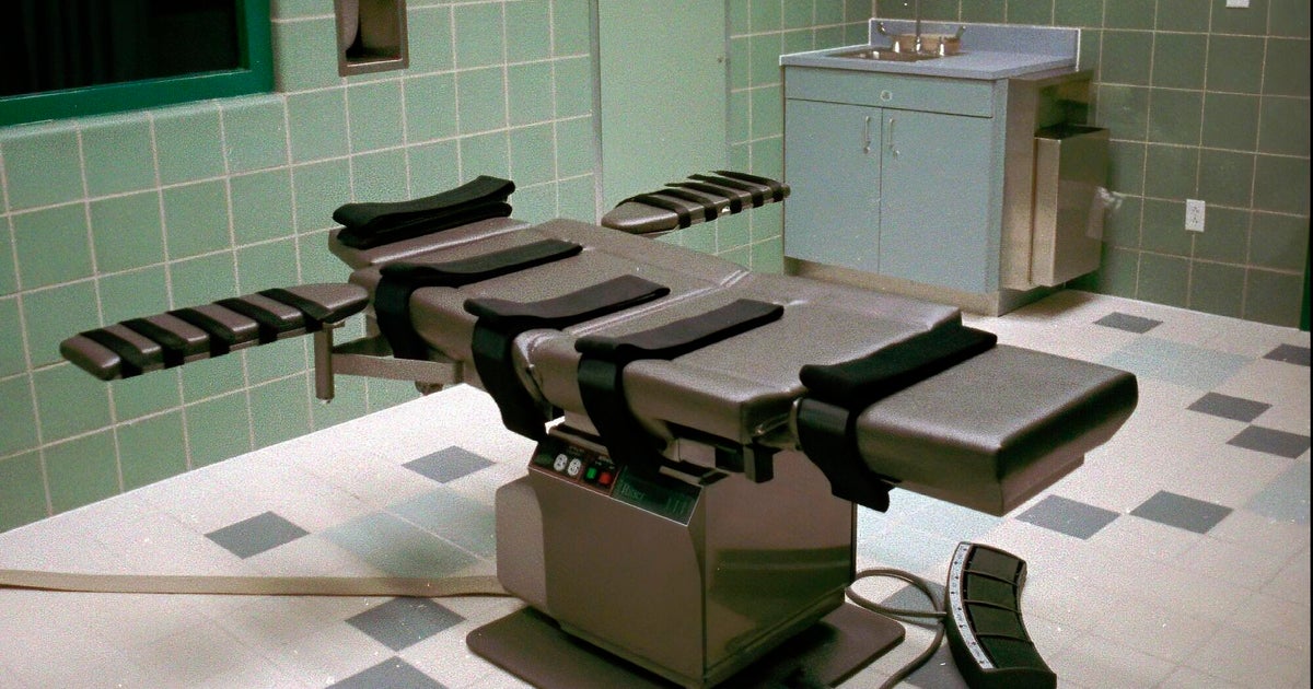 DOJ reinstates firing squads, pentobarbital for federal executions