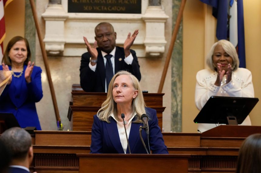 Lucas, in her position as Virginia Senate president pro-tem, and other state leaders welcome Virginia Gov. Abigail Spanberger, center, as Spanberger delivers her State of the Commonwealth address at the Capitol, on January 19.