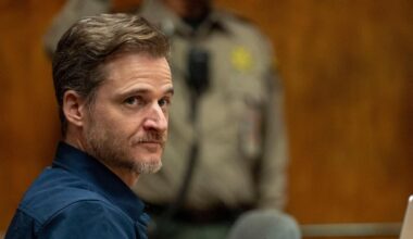 Doctor found guilty of trying to kill his wife during cliffside hike in Hawaii