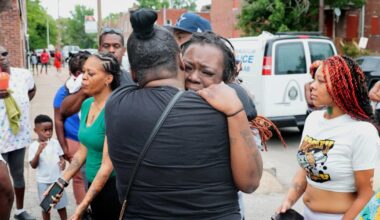 Mother says she wants justice for 17-year-old son fatally shot by St. Louis police