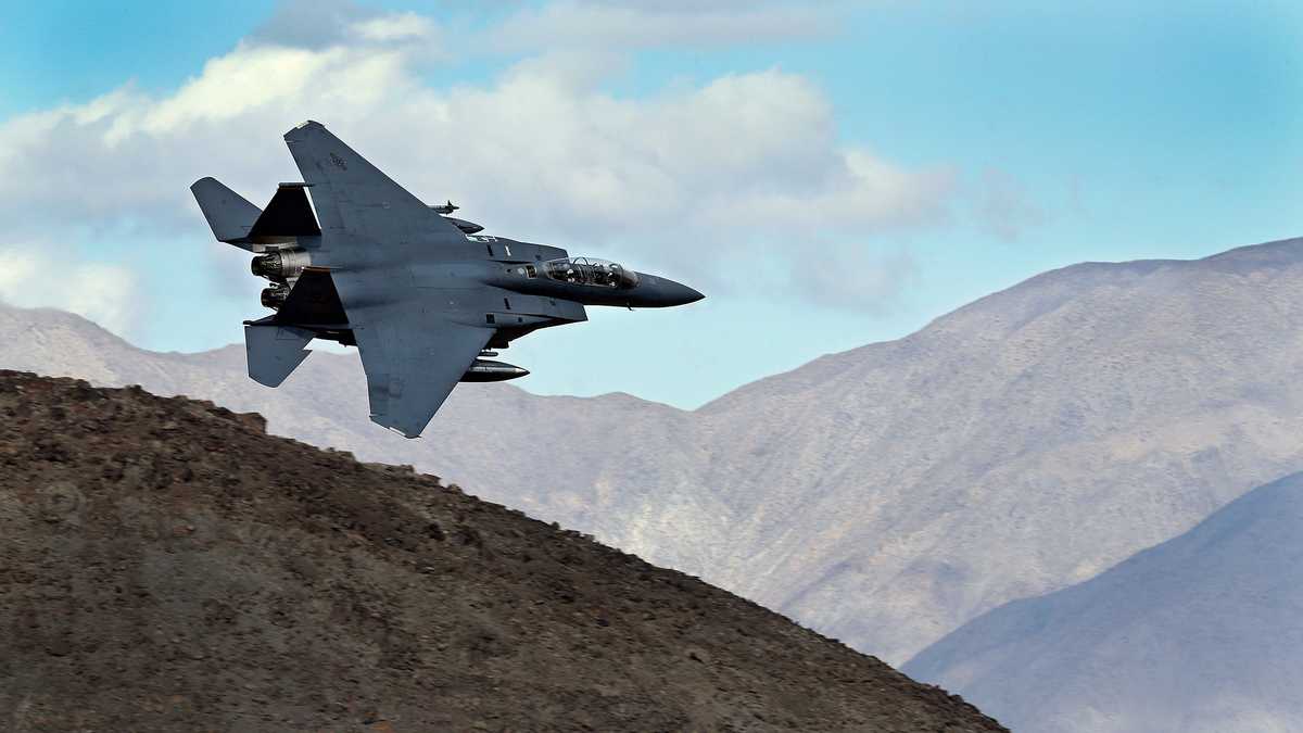 Search-and-rescue mission stretches into Saturday after Iran downs US warplane