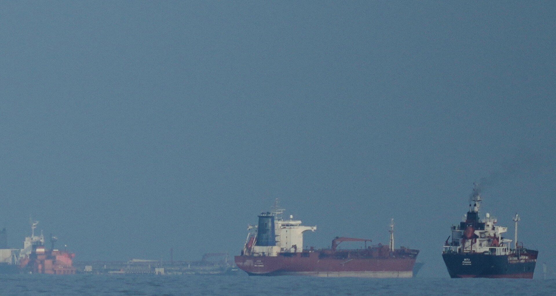 No ships ‘make it past US blockade’ in Hormuz strait in first day: Pentagon | US-Israel war on Iran News