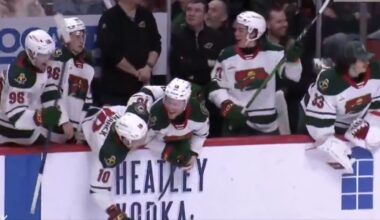 AHL goalie Mercer makes eye-popping, backhanded glove save for Iowa Wild