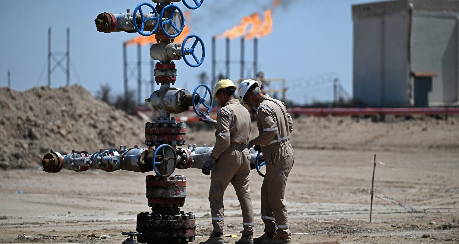 Price of oil rises as Iran talks remain stalled and Strait of Hormuz closed