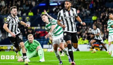 St Mirren score against Celtic