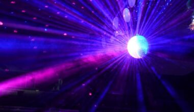 Calgary nightclub shut down due to cockroaches, mould growth: AHS - Calgary