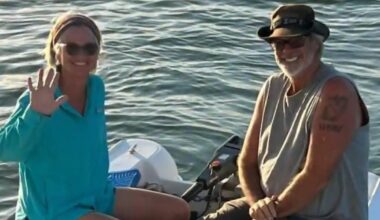 See the messages Brian Hooker sent his friend after wife's disappearance in the Bahamas: "The wind blew me away"