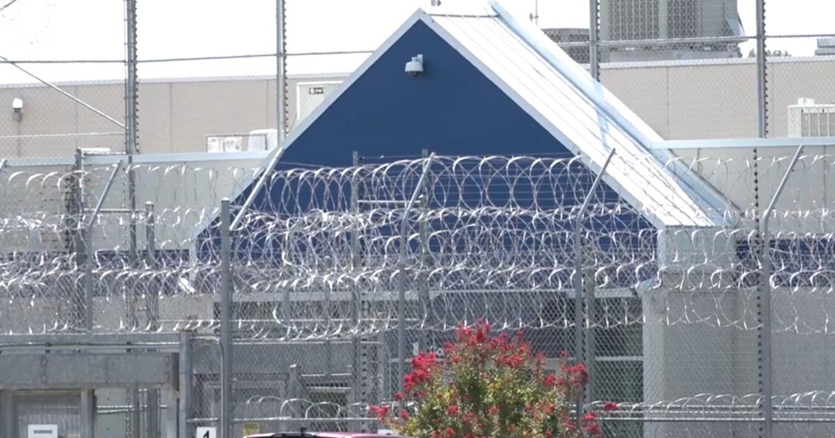 Appeals court rejects Trump administration's mandatory ICE detention policy