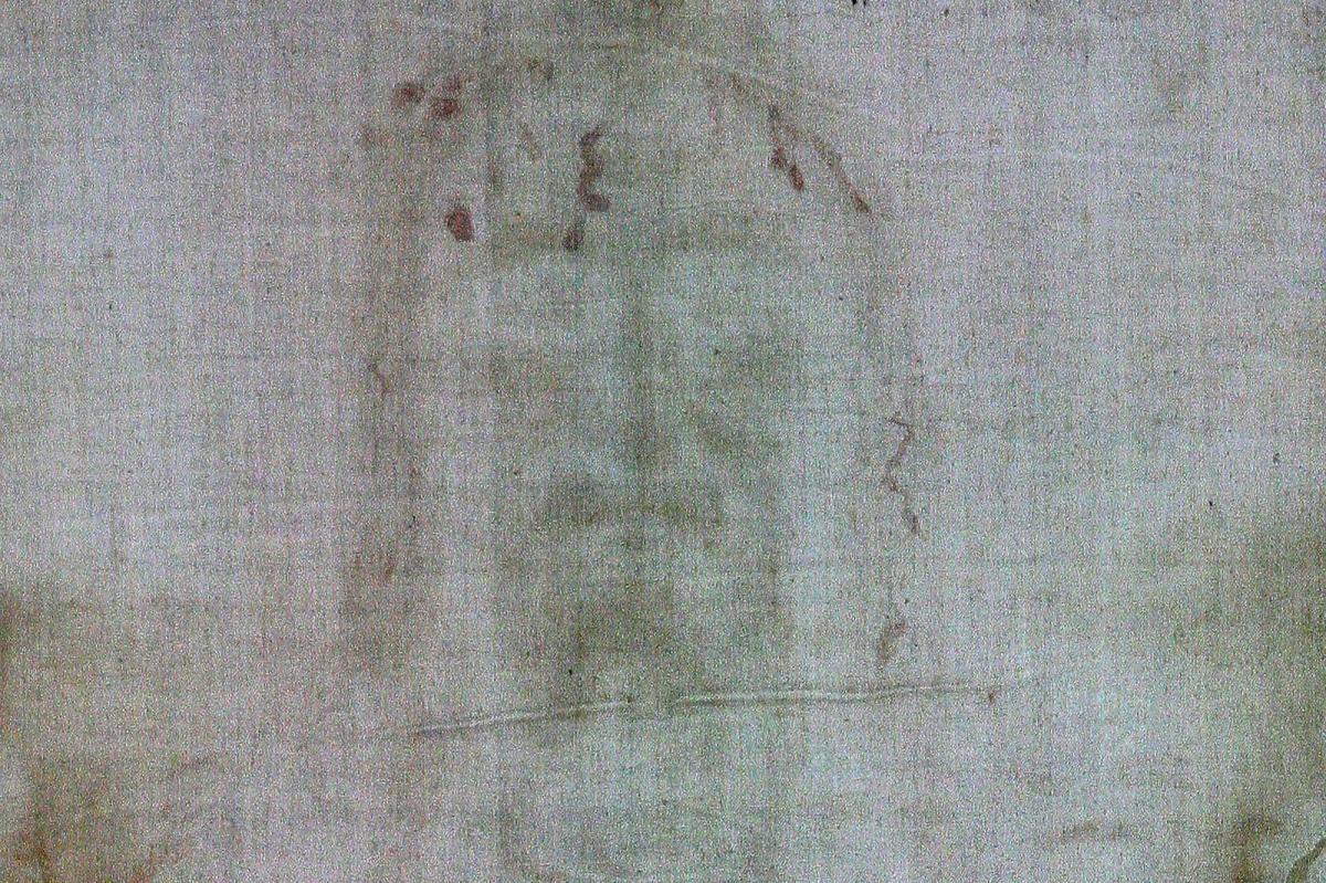 Unexpected food DNA found on cloth believed to have wrapped Jesus, study reveals