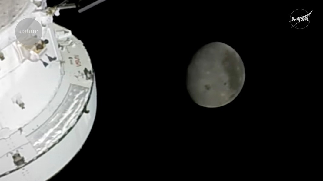 Artemis crew enter ‘nail-biting’ phase as they lose comms