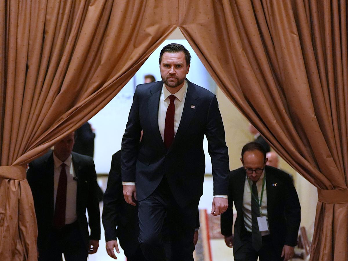 Here's what smart people are saying the failed US-Iran peace talks mean for markets