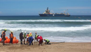 IRGC-linked media hints at threat to Persian Gulf undersea internet cables