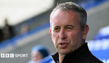 Steve McNamara looks on during a Warrington Wolves game