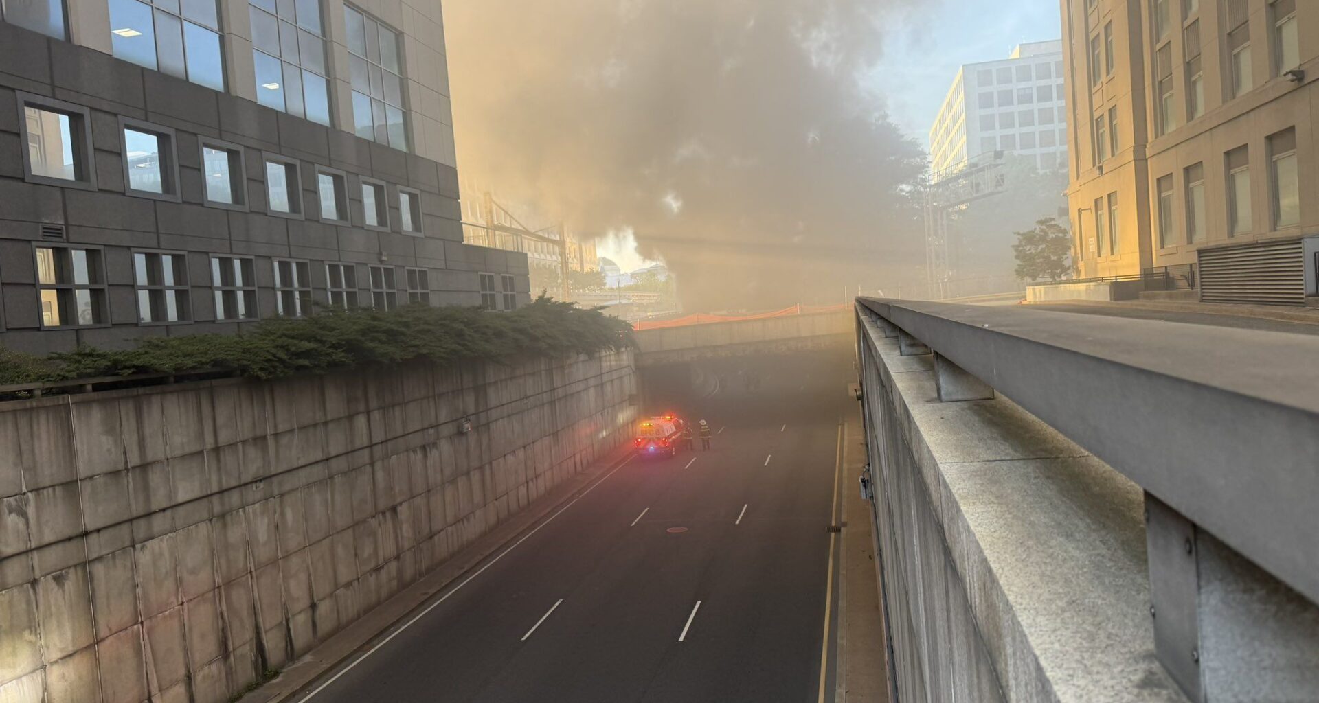 9th Street Tunnel in DC reopens after Metrobus fire