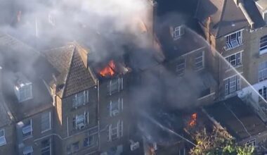 Firefighters tackle huge blaze near synagogue in Stamford Hill - London Evening Standard