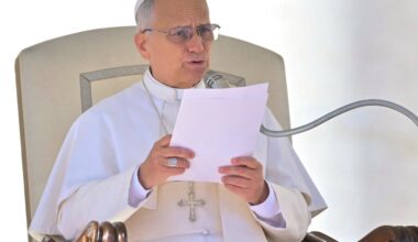 The Pentagon, the pope, and Avignon: Why a centuries-old Catholic crisis is back