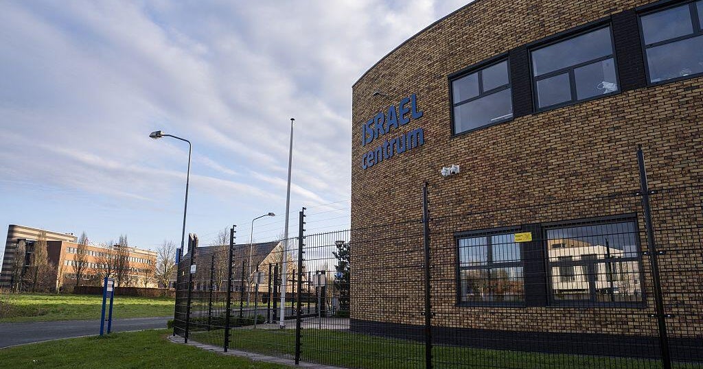 Dutch police probe explosion outside a pro-Israel Christian center