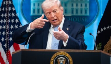 It should be much easier to remove Donald Trump from office