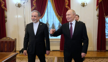 Iran FM in Russia says US has offered new round of talks | US-Israel war on Iran