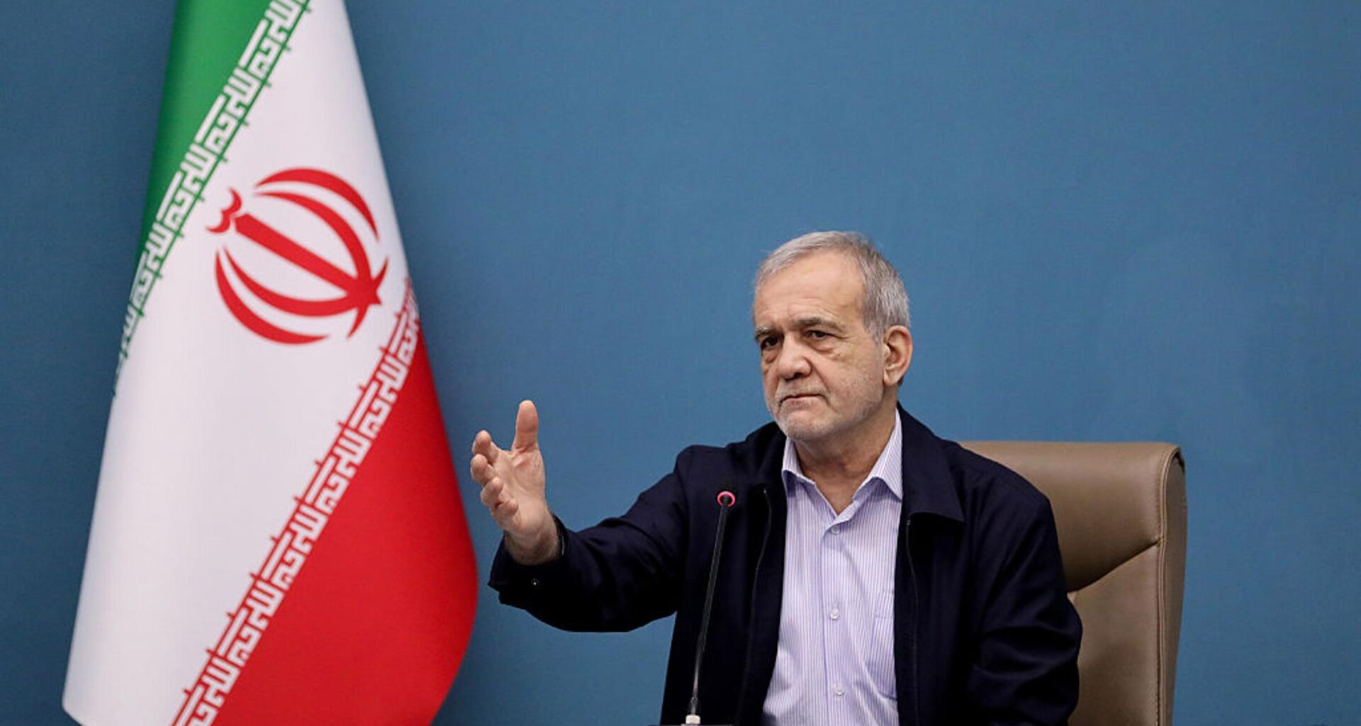 Iranian President Pens Open Letter to American People