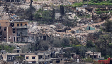 Israeli strikes on Lebanon continue as U.S. hosts historic diplomatic talks