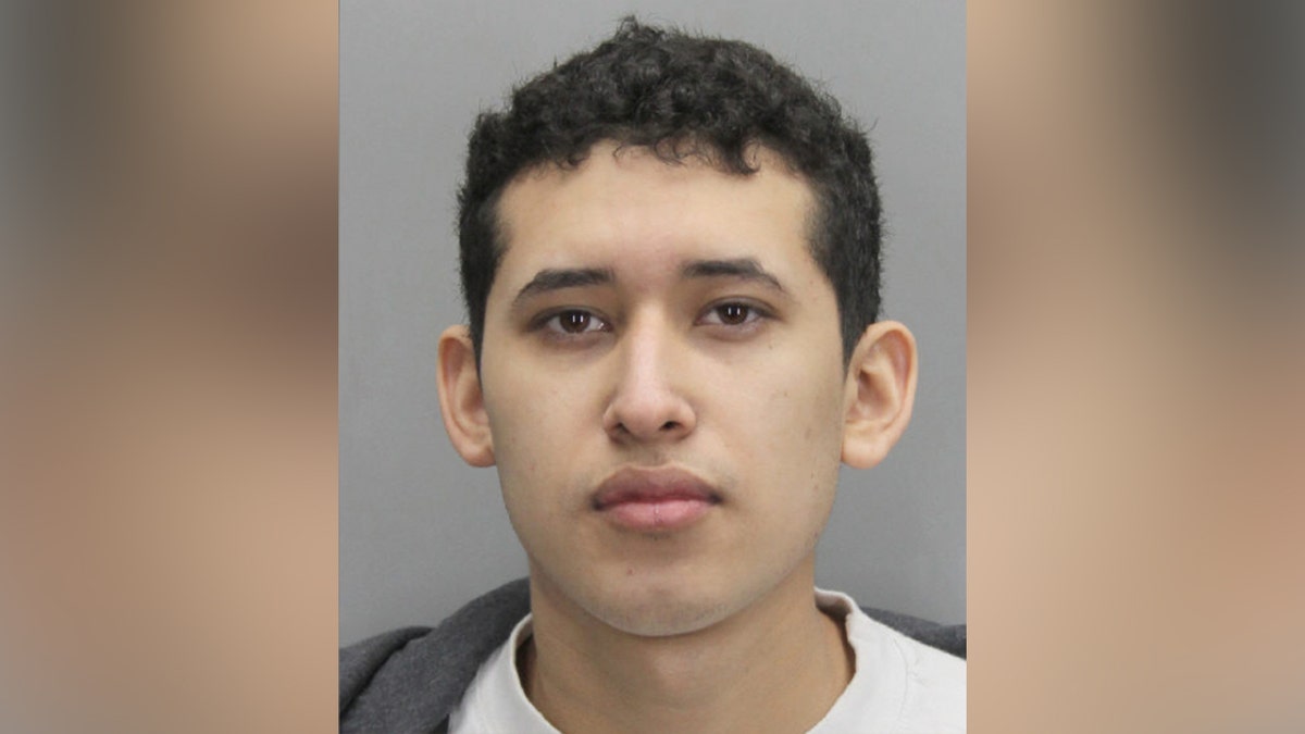 Israel Flores Ortiz mugshot