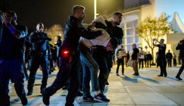 Israel antiwar protests spur intensifying government crackdown – The Forward