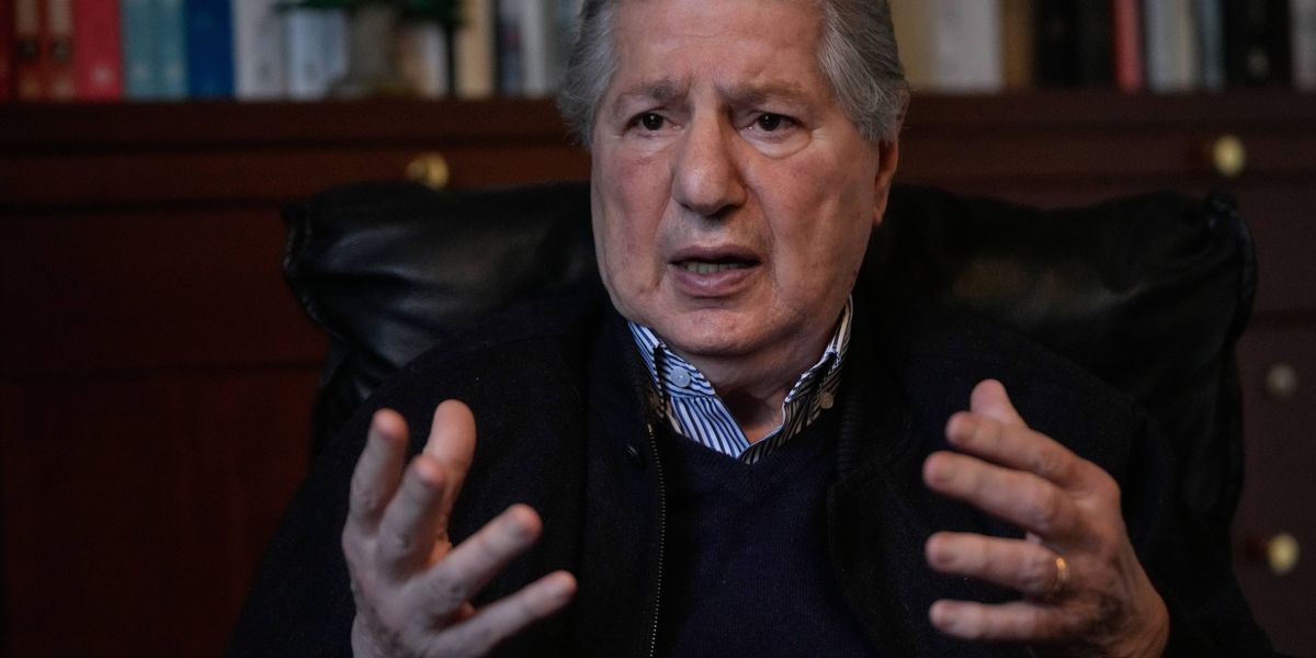 He once struck a peace deal with Israel and says Lebanon's leaders should try again now