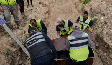 New Israeli strikes hit southern Lebanon a day after historic talks in Washington