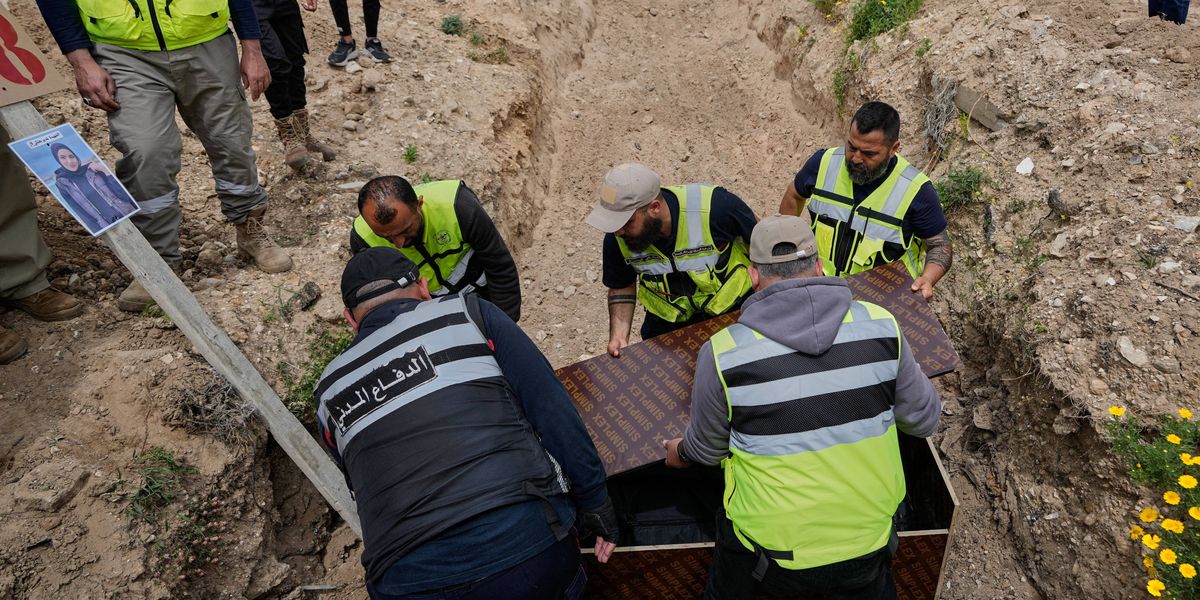 New Israeli strikes hit southern Lebanon a day after historic talks in Washington