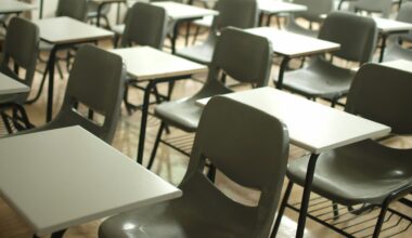 Saanich School District teacher fired after inappropriately emailing student, ‘fraudulently’ using sick time