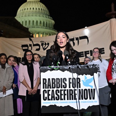 At DSA forum, AOC pledges not to vote for any military aid to Israel