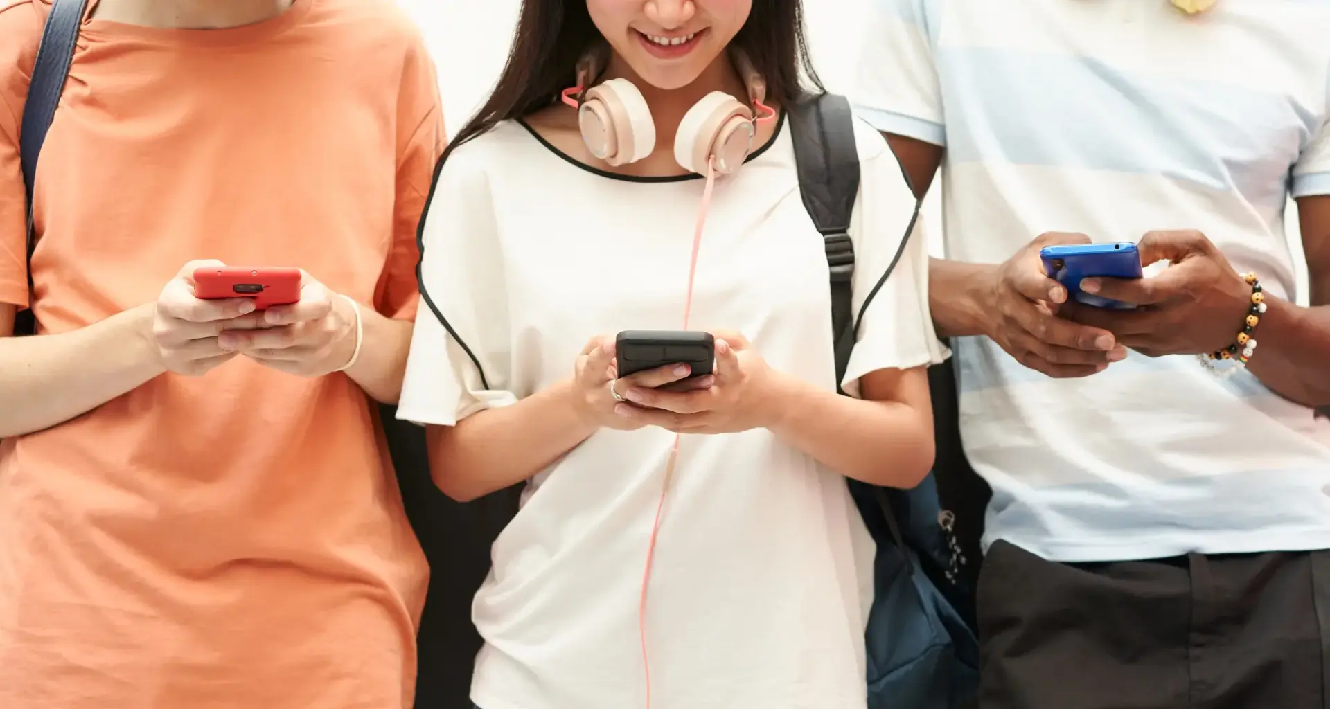 ‘We need to protect them,’ Expert weighs in as Ontario considers banning phones in schools