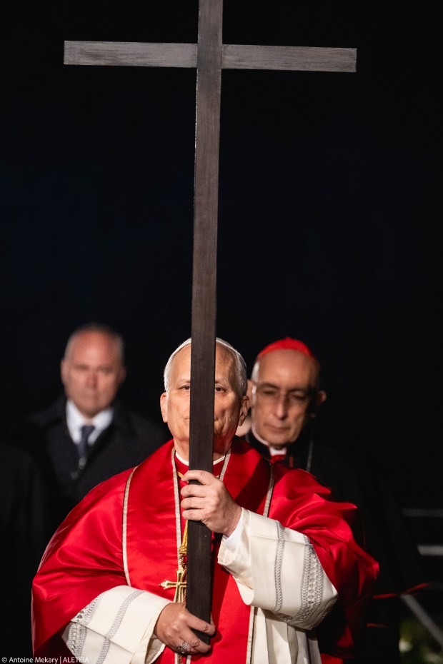 pope-leo-xiv-via-crucis-colosseum-rome