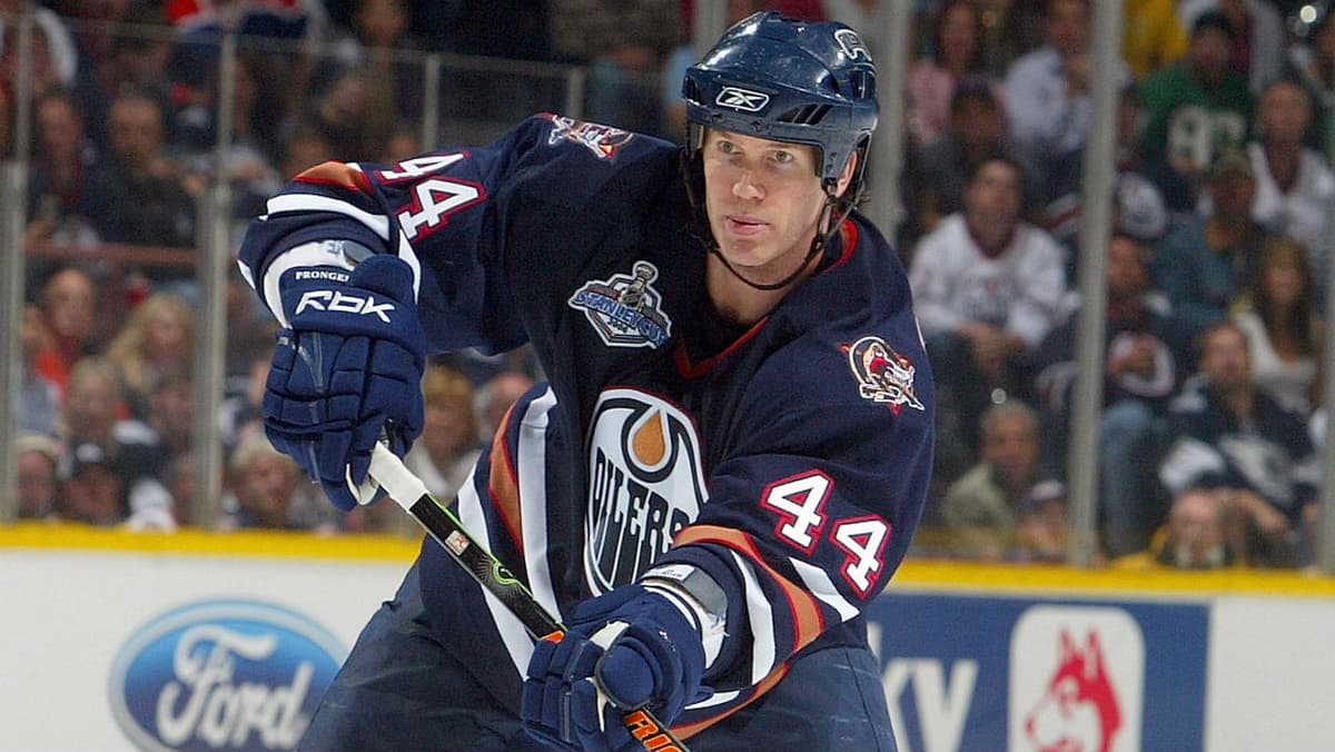 Former Oilers defenceman Chris Pronger says new book will discuss what went wrong in Edmonton